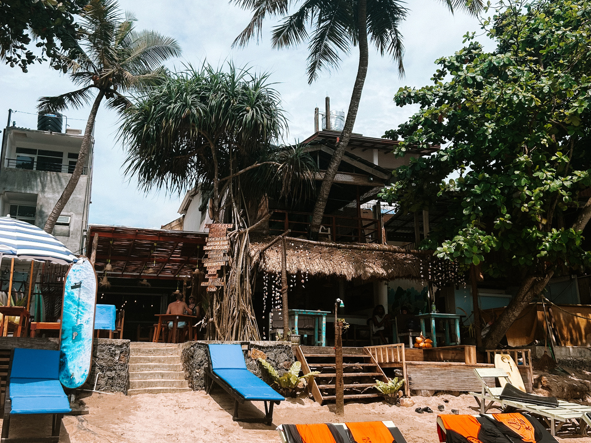 Lunch and surf at Sebu Lounge | Daymaker