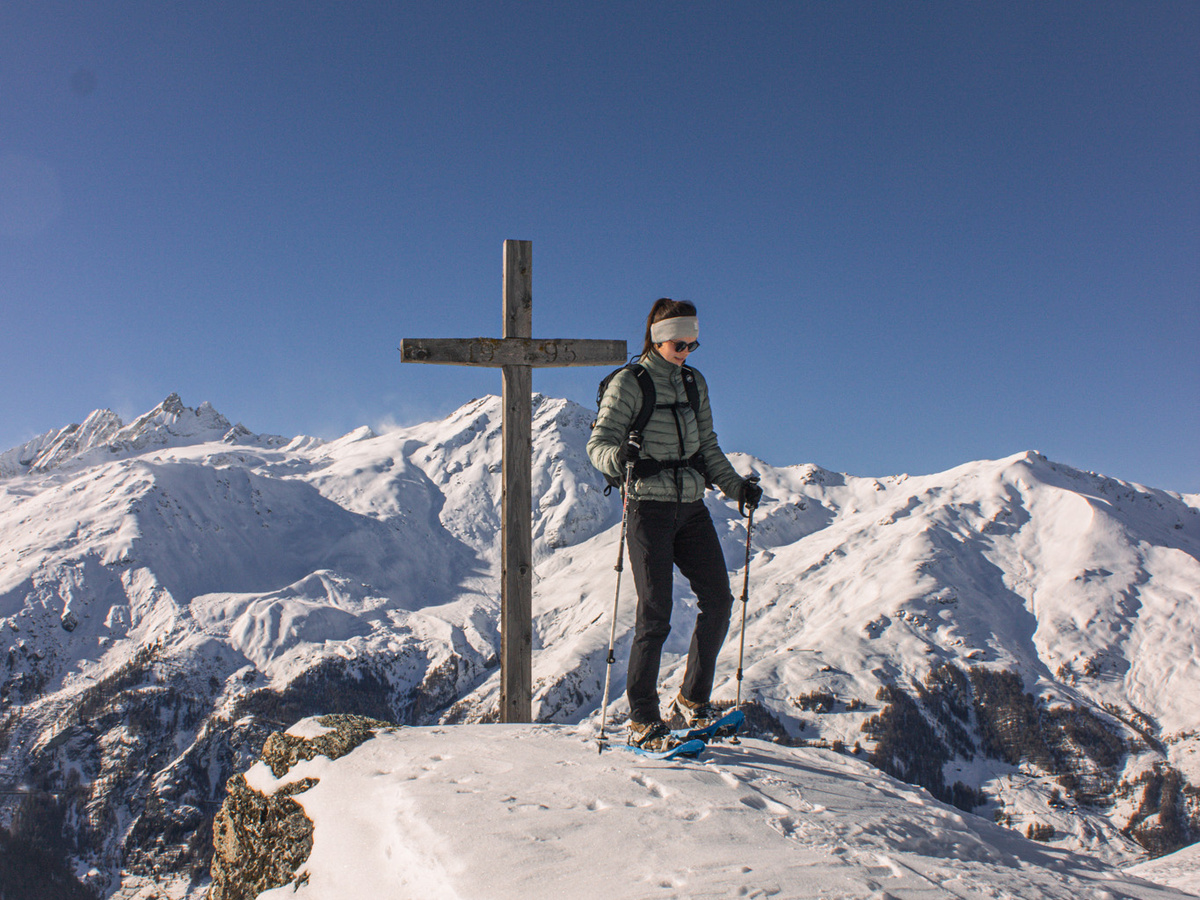 Winter hike in La Forclaz, Switzerland | Daymaker