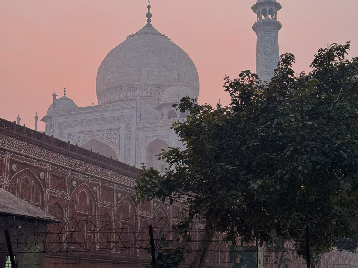 A magical day trip to Agra, India | Daymaker