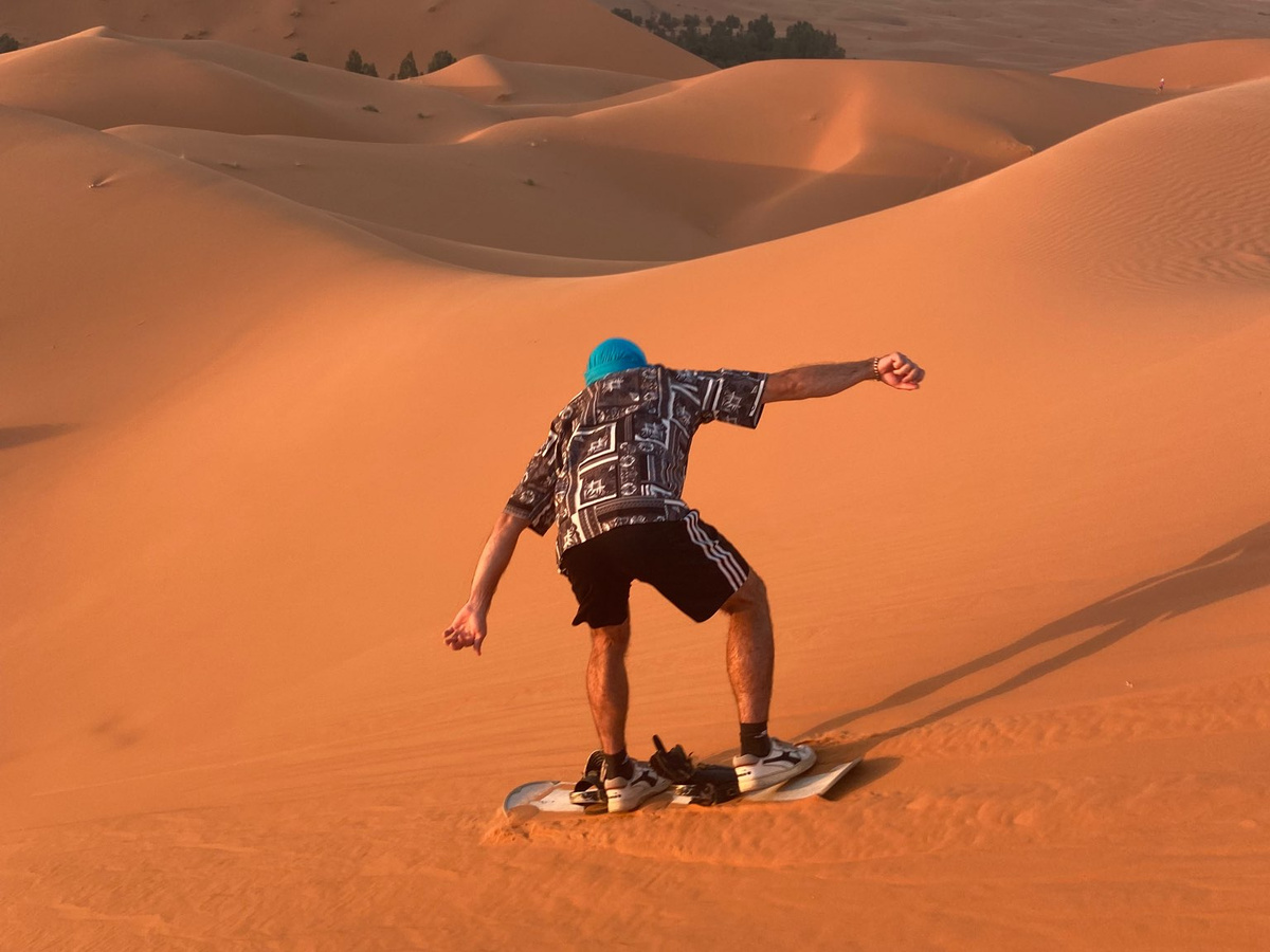 A tour in the Sahara desert | Daymaker