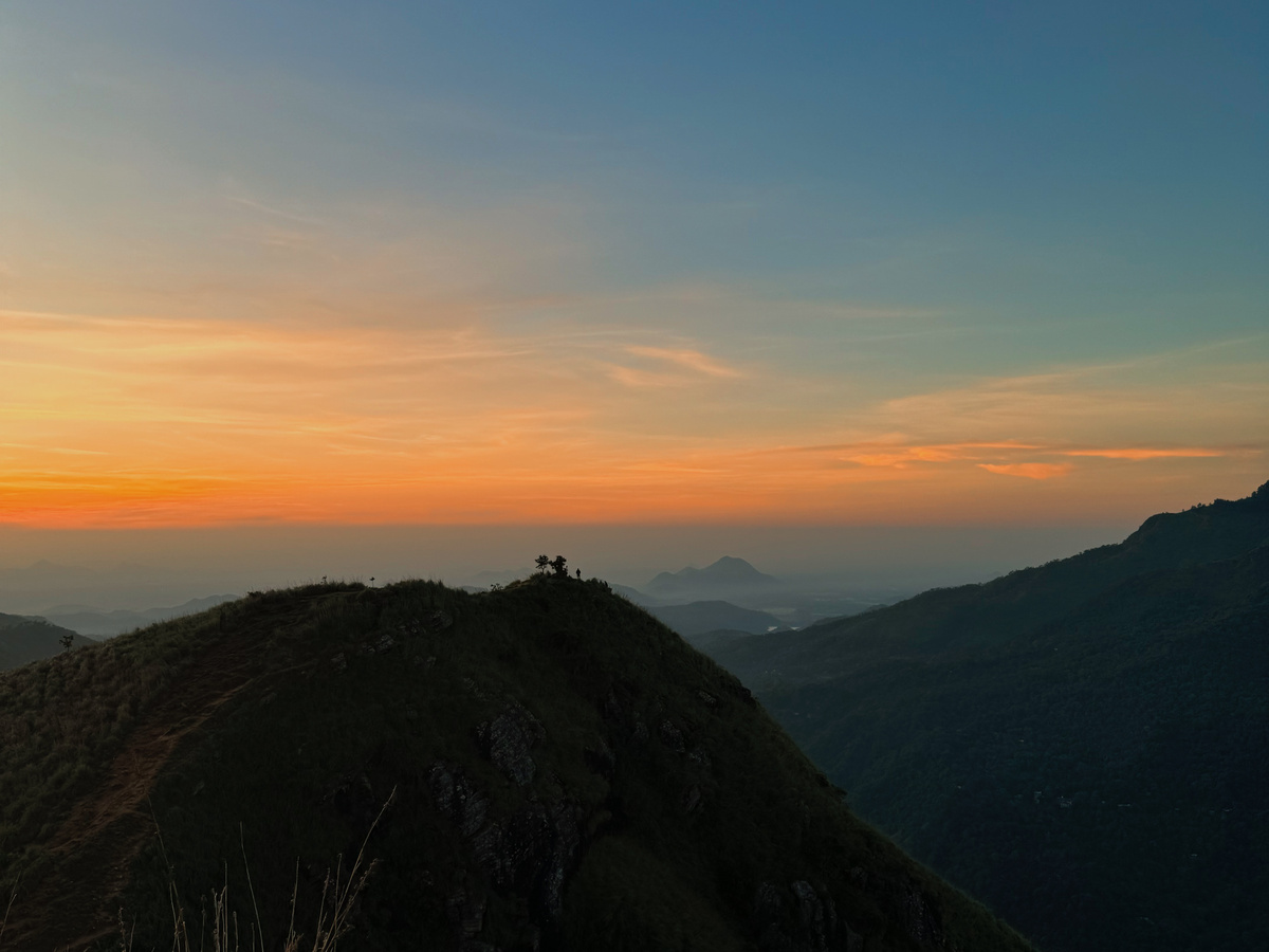 Magical sunrise hike to Little Adam's Peak | Daymaker