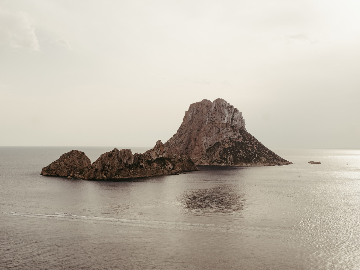 Do's & don'ts for Es Vedrà Ibiza | Daymaker