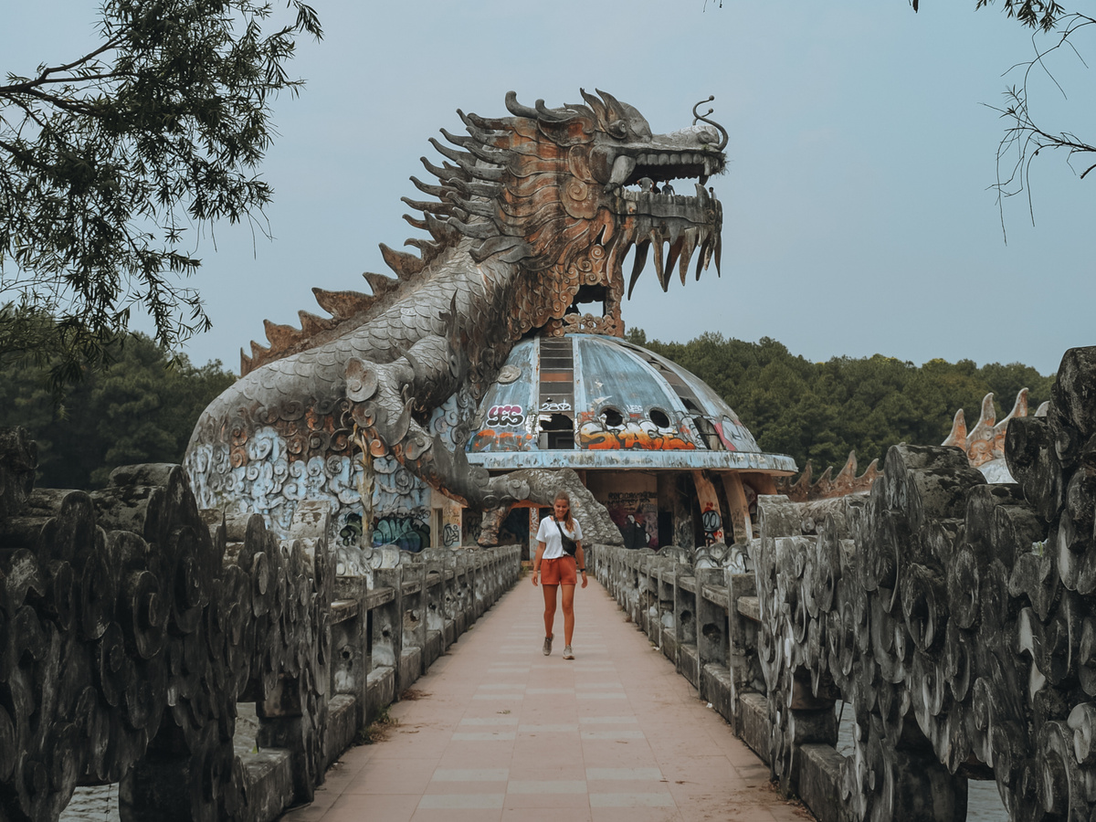 Abandoned water park in Hue | Daymaker