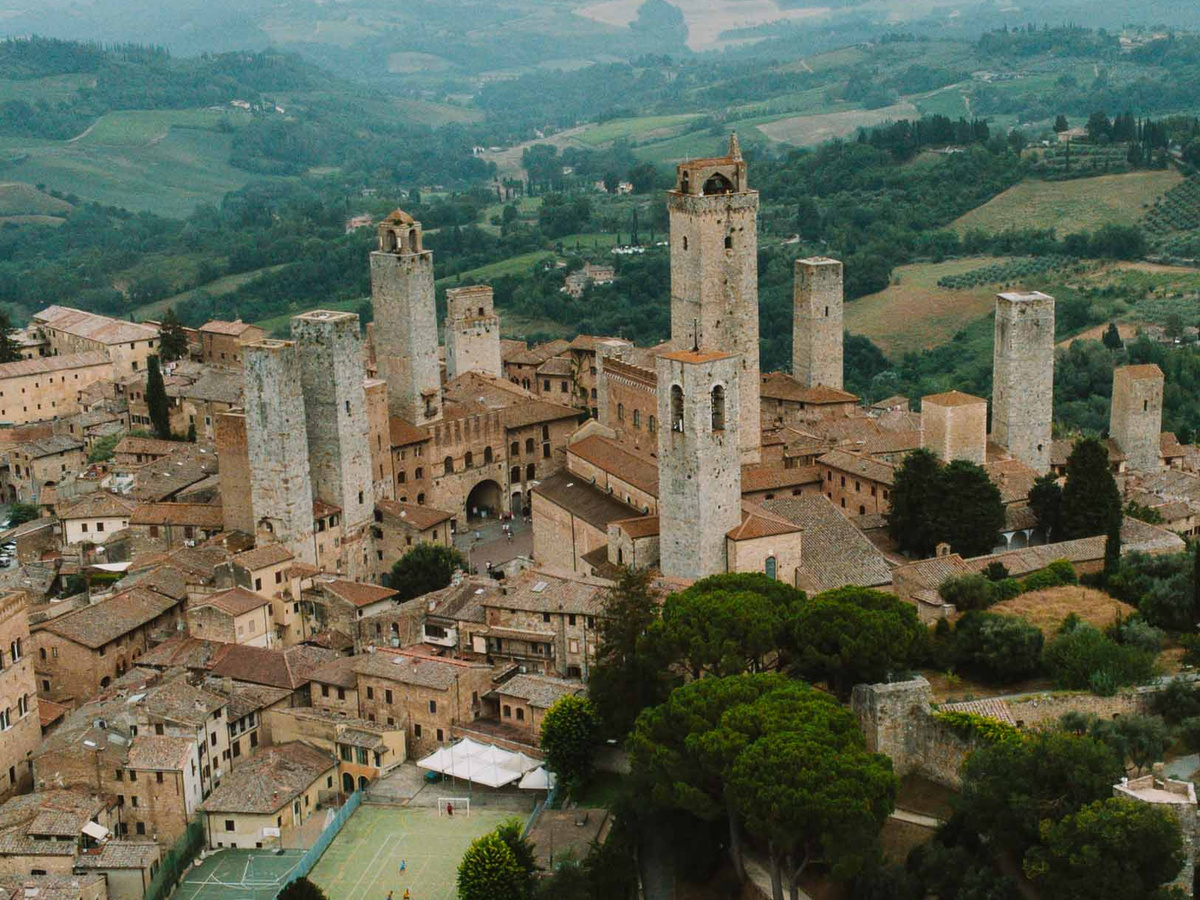 A Daytrip to San Gimignano, Italy | Daymaker