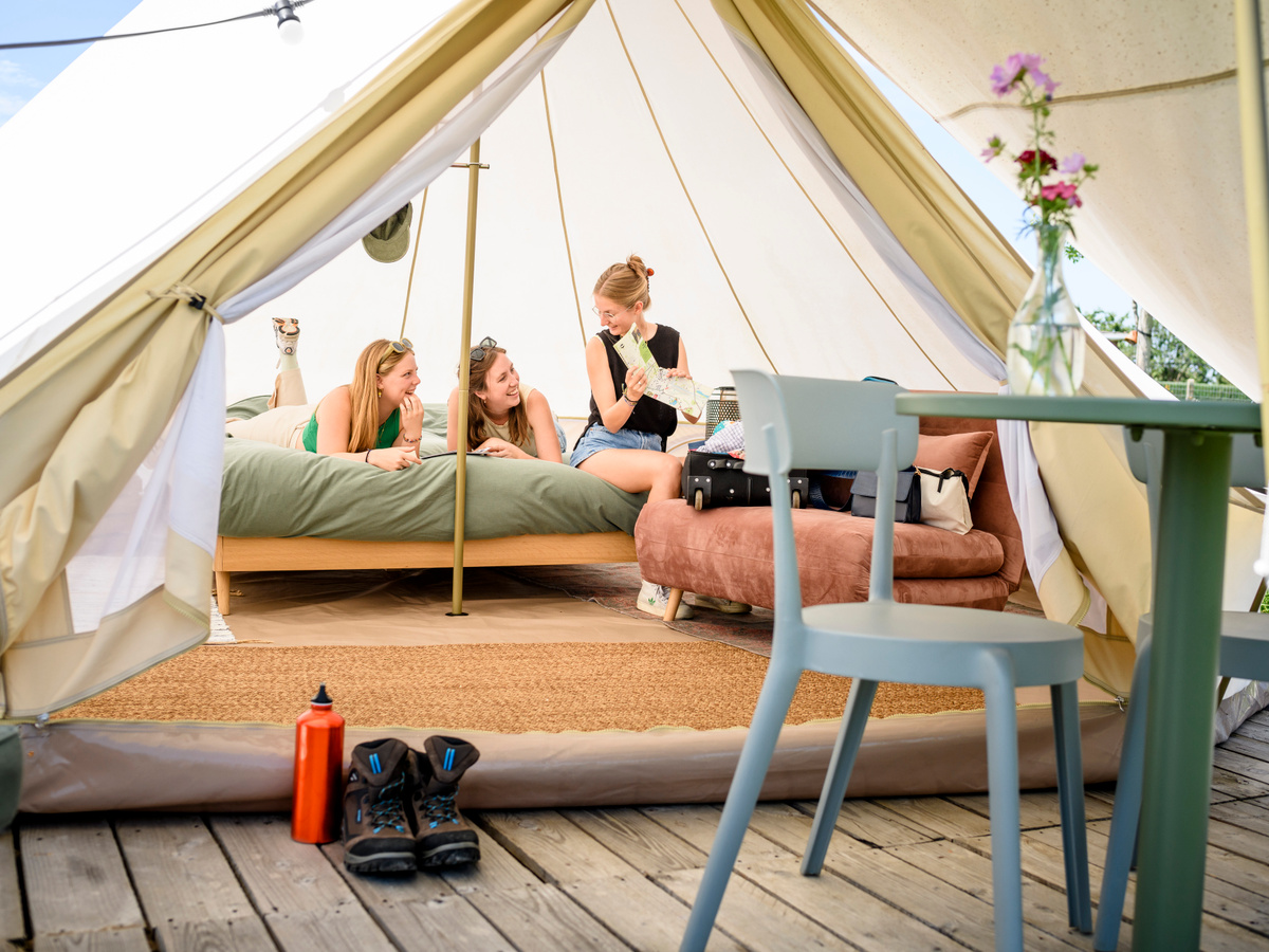 Glamping in een boomgaard | Daymaker