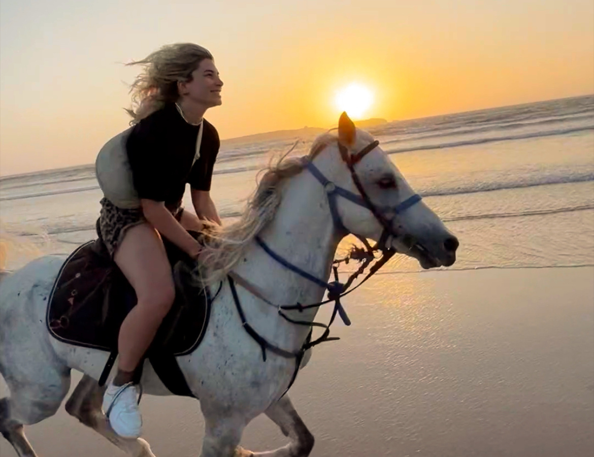 Go horseback riding at sunset | Daymaker