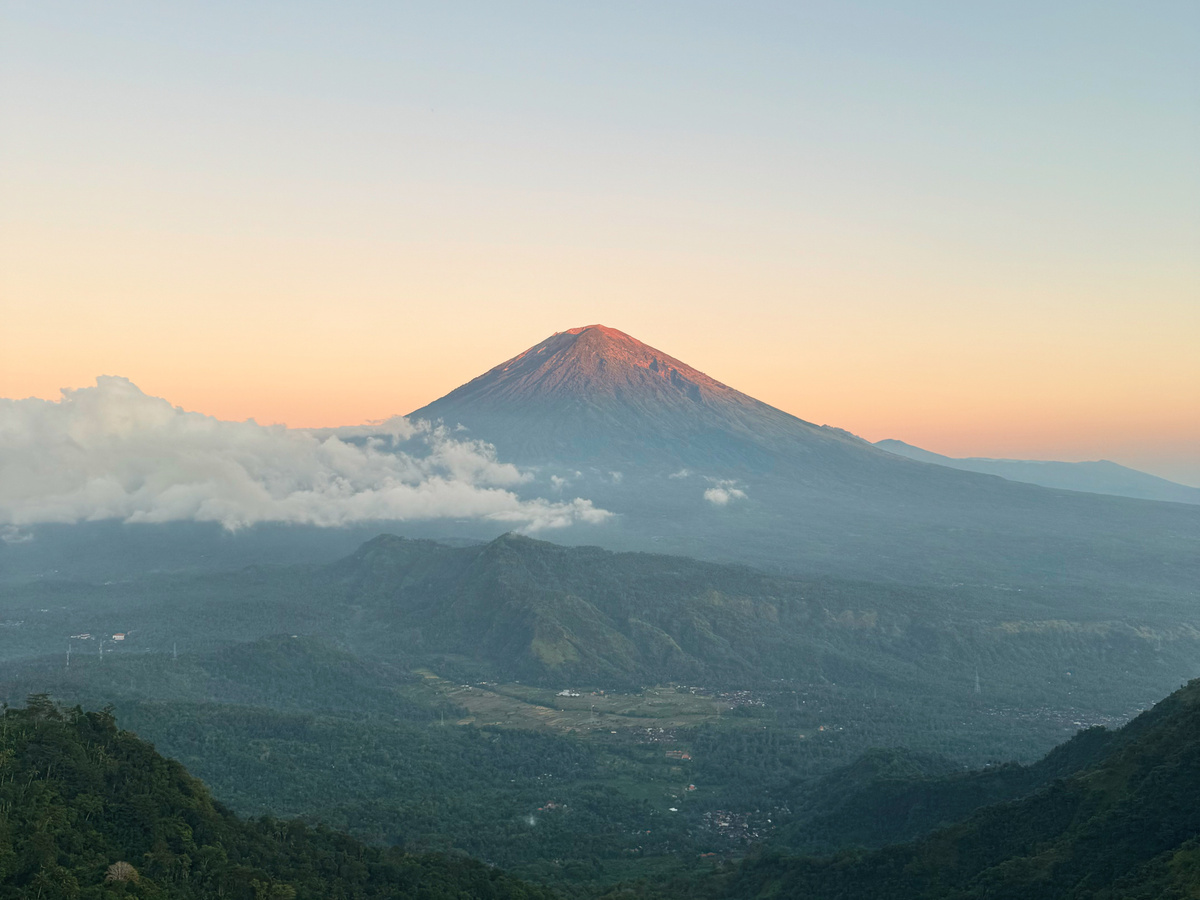 Bali's best viewpoint: Lahangan Sweet | Daymaker