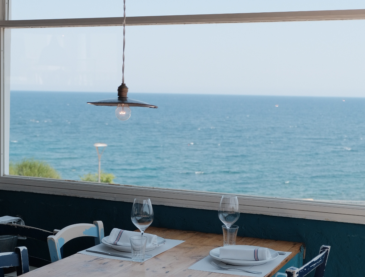 Fresh Puglia seafood with a view | Daymaker