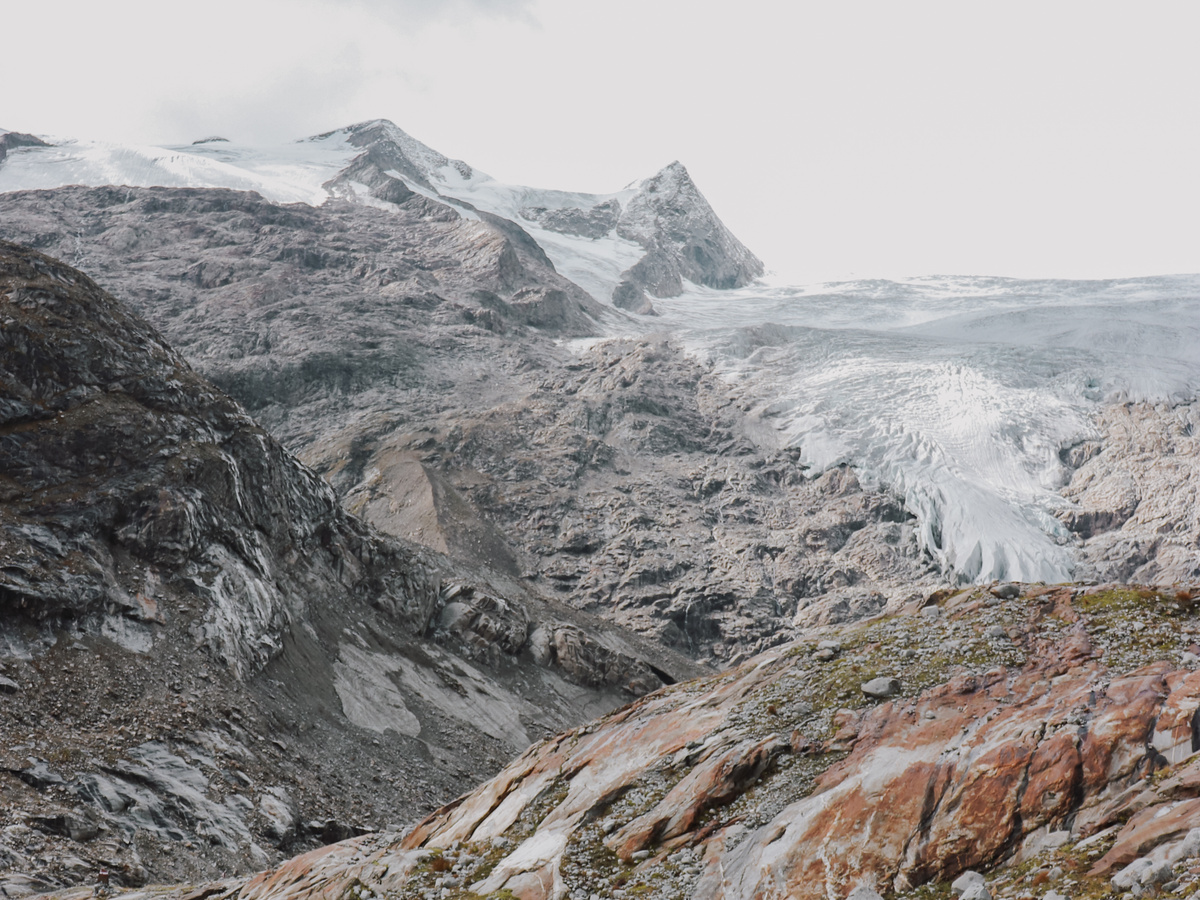 Easy hike to Innergschloss Glacier | Daymaker