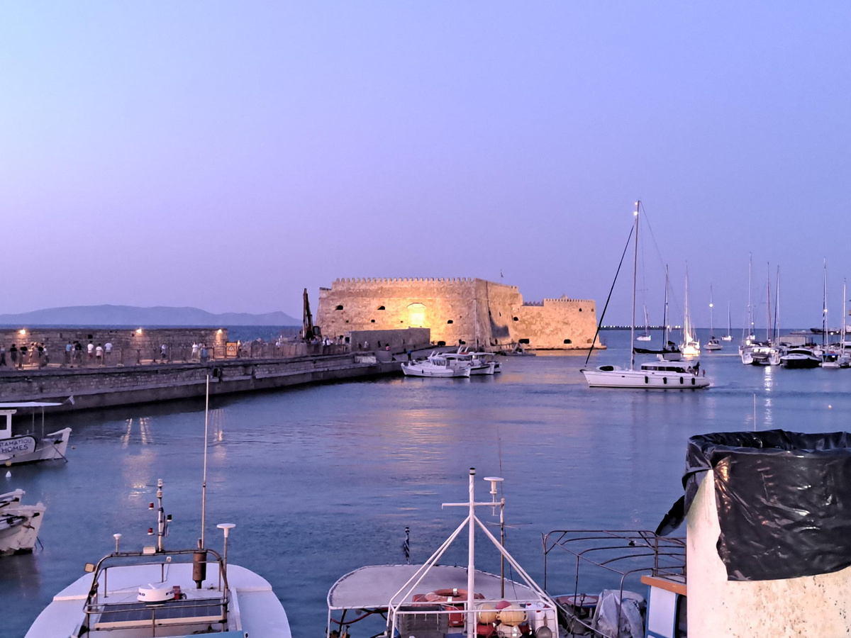 Heraklion and its eastern surroindings | Daymaker