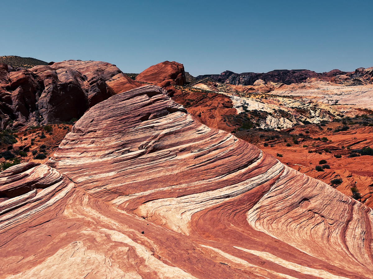 Discover the beauty of Valley of Fire | Daymaker
