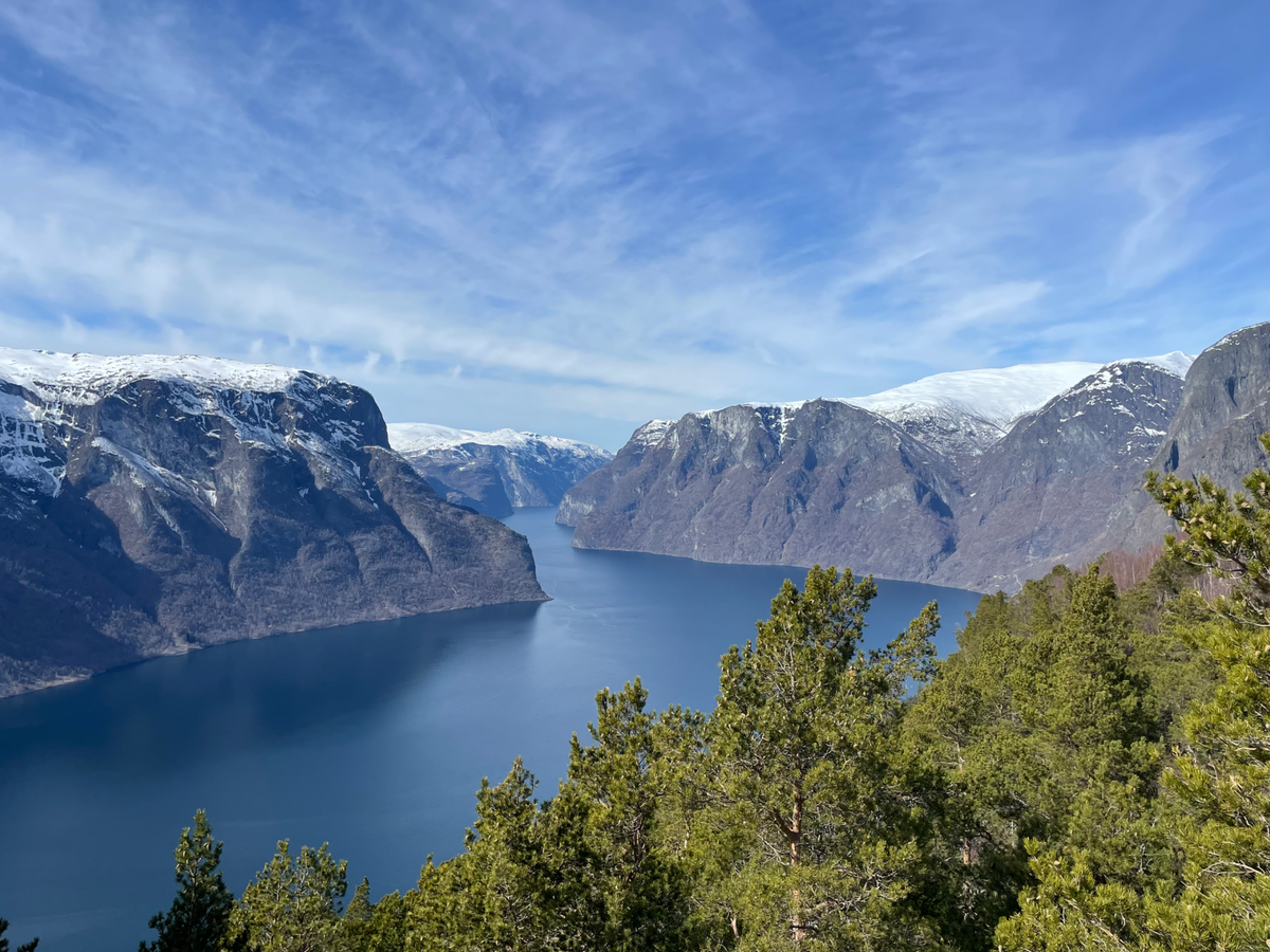 Norway – Discover the beauty around the Aurlandsfjord | Daymaker